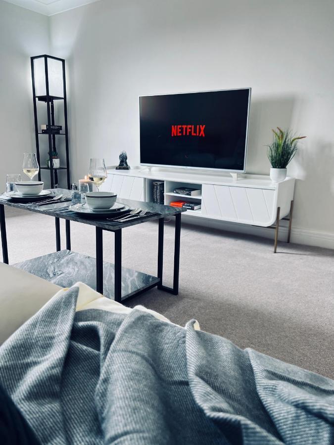 Deluxe 2 Bedroom Sheffield