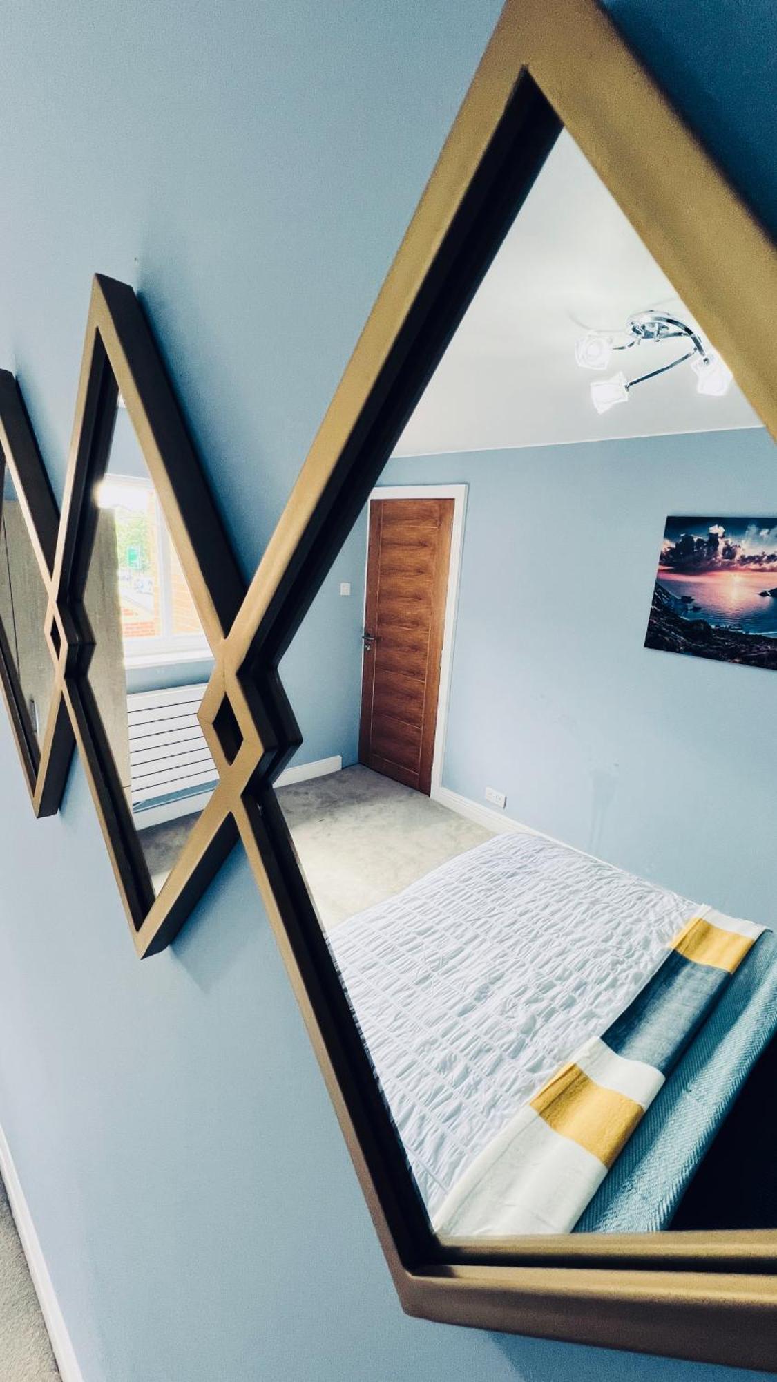 Deluxe 2 Bedroom *