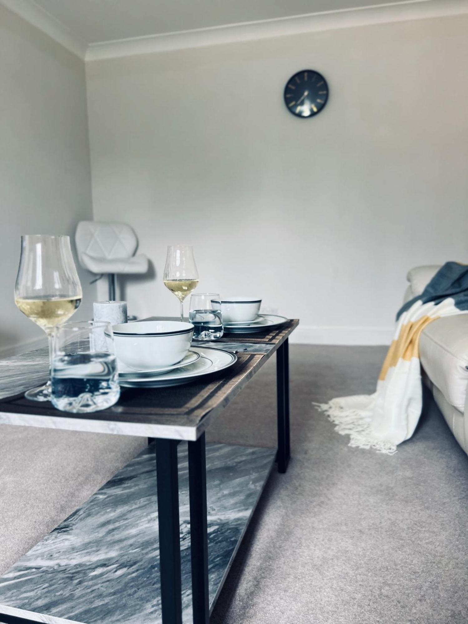 Deluxe 2 Bedroom Sheffield