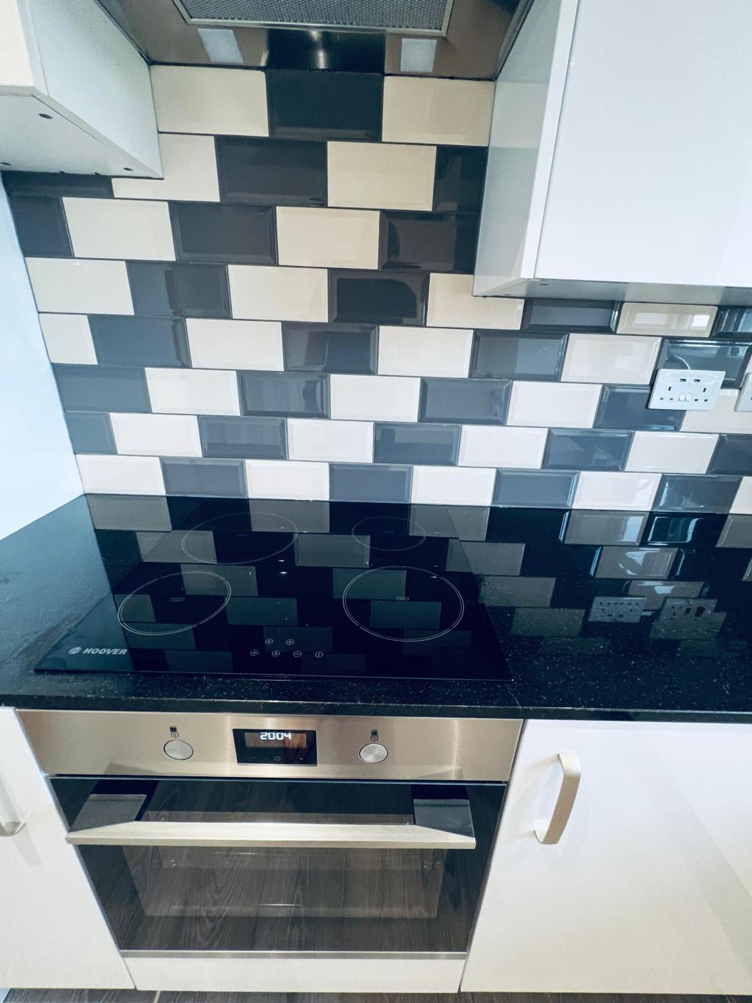 Deluxe 2 Bedroom Apartment *
